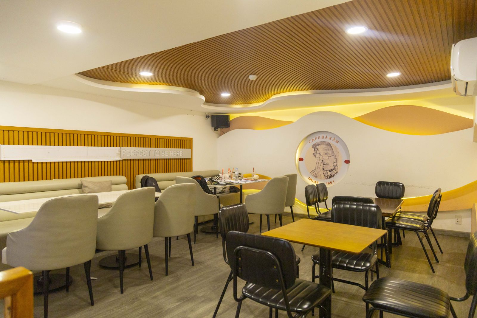CAFE QUẬN 8